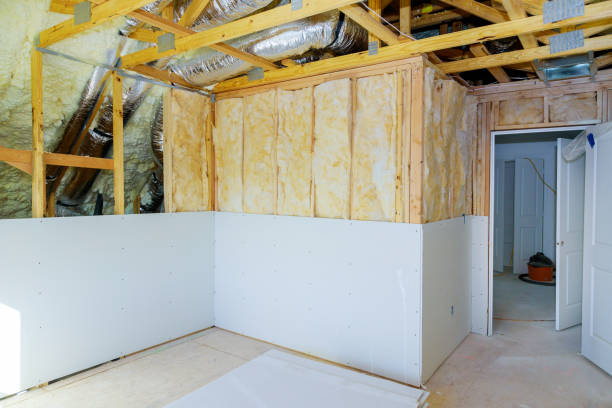 Best Commercial Insulation in Moosup, CT